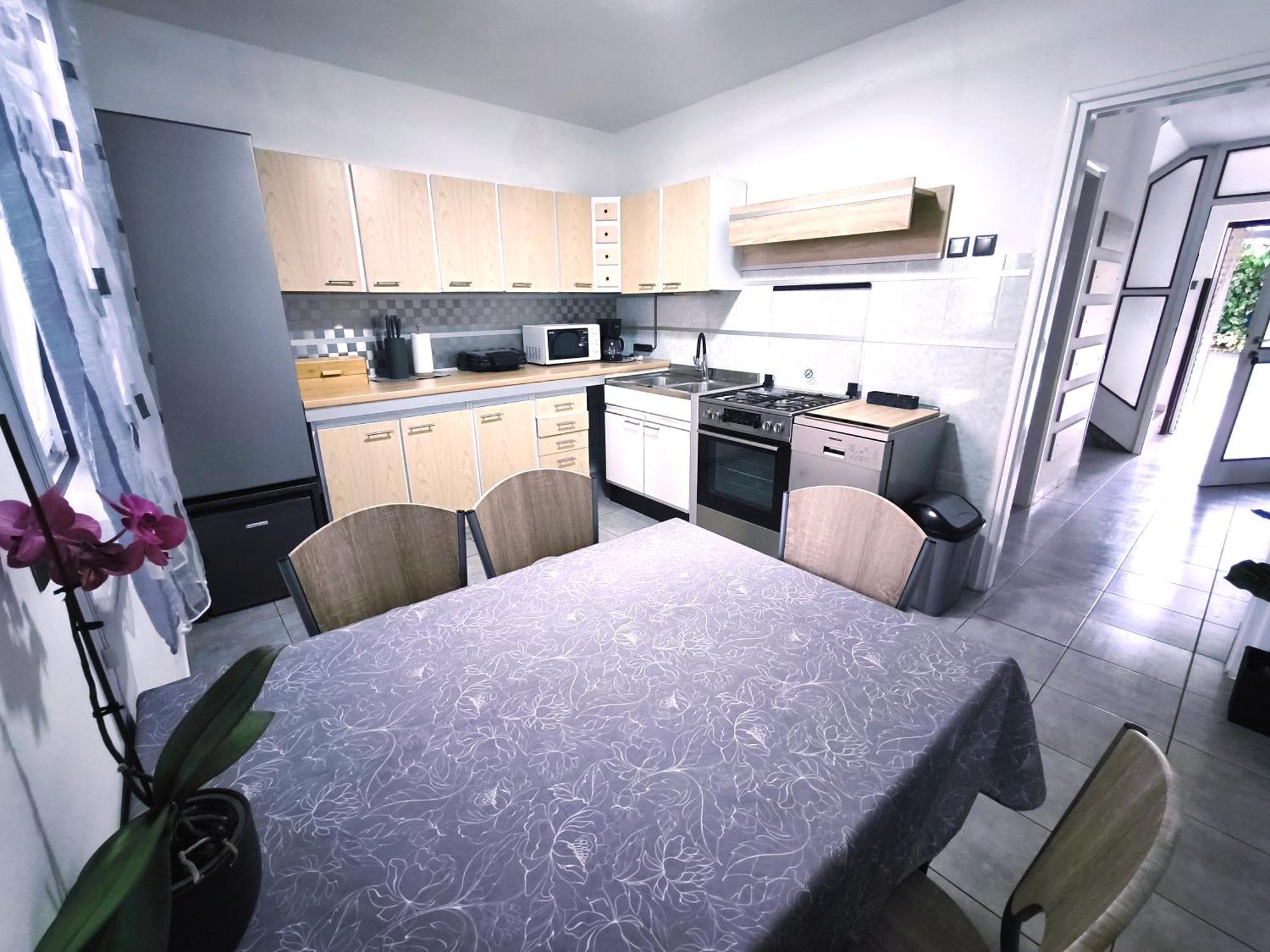 Apartmani Andrea Pula Ruang foto