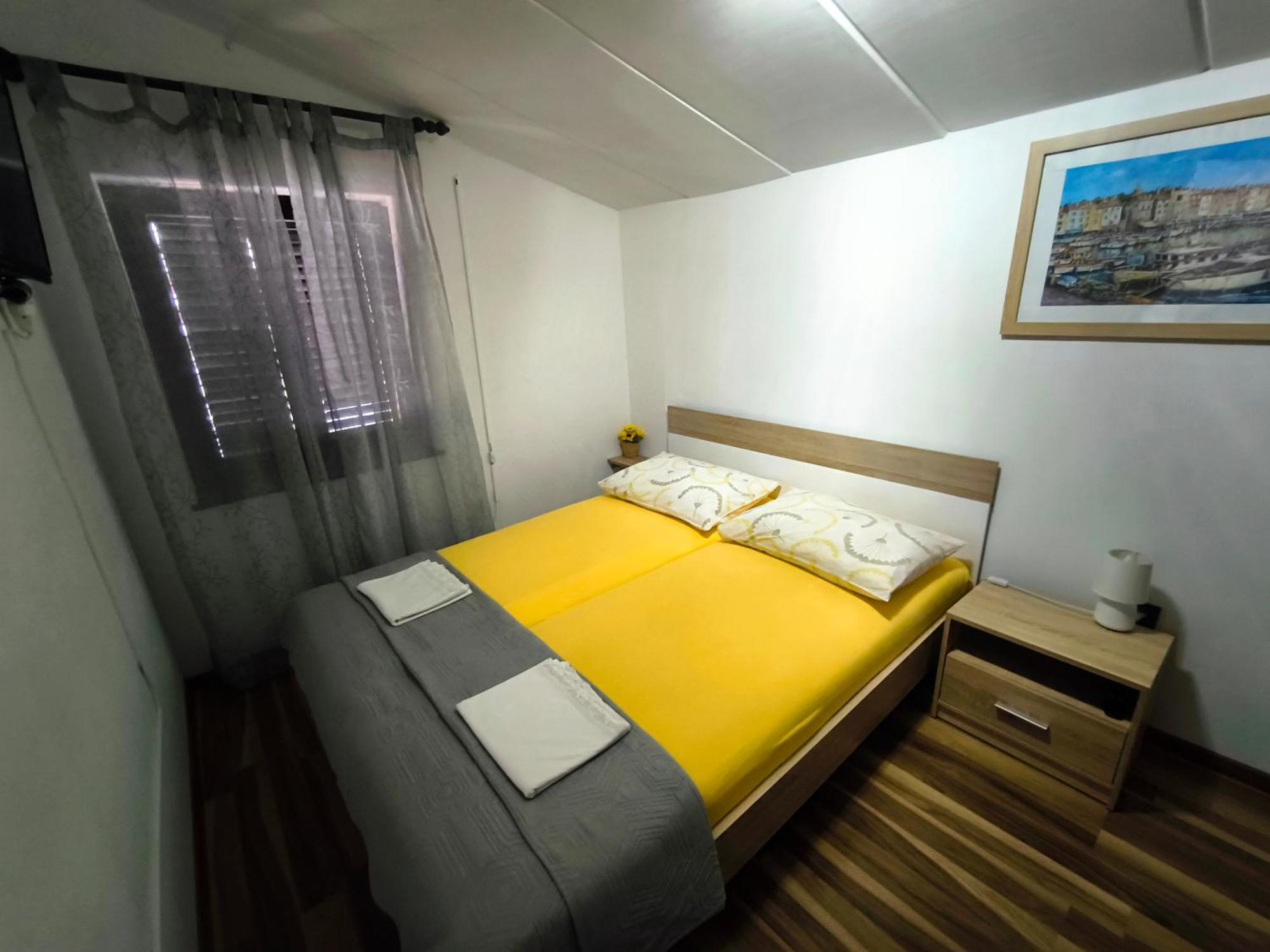Apartmani Andrea Pula Ruang foto