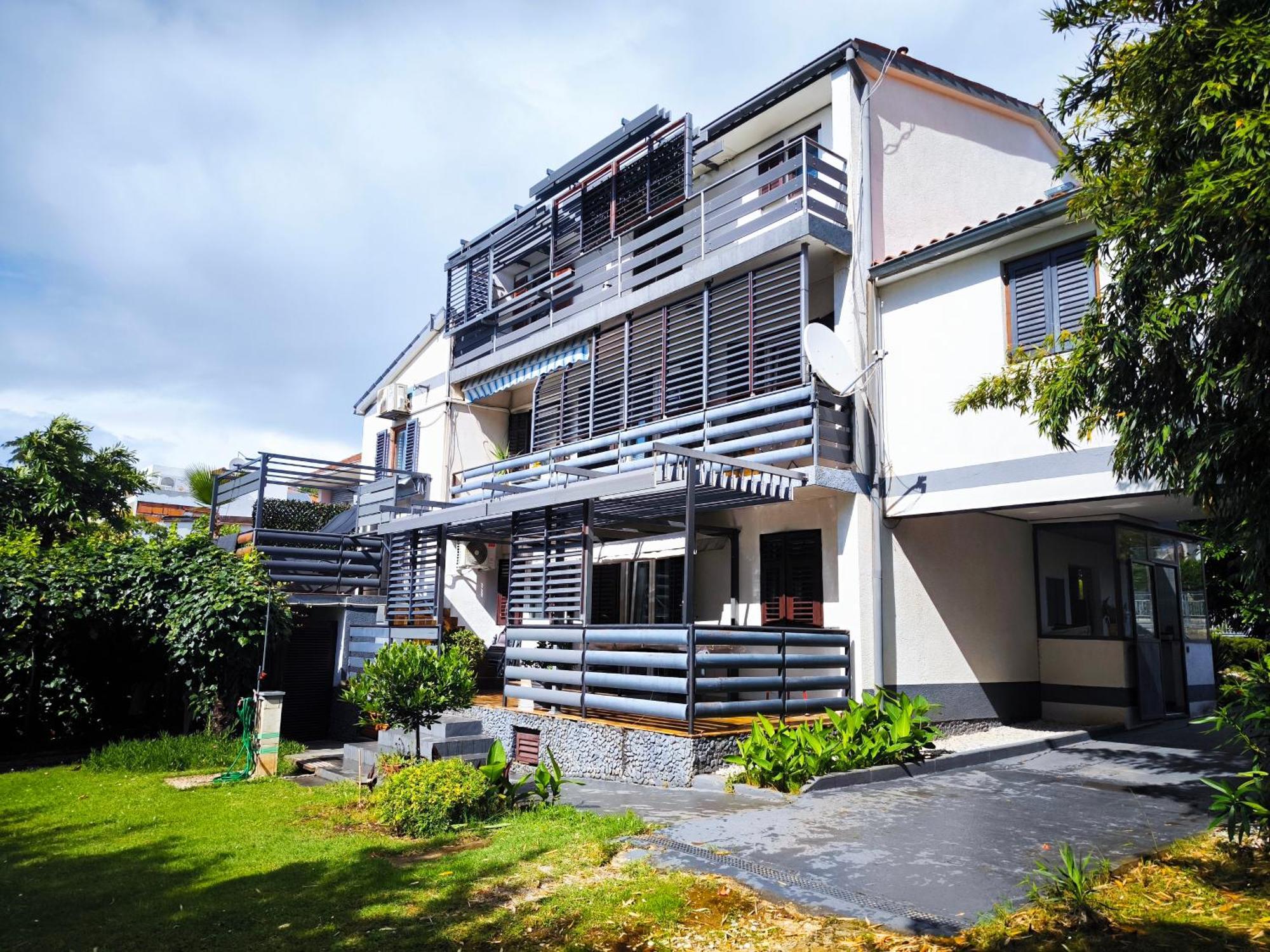 Apartmani Andrea Pula Bagian luar foto
