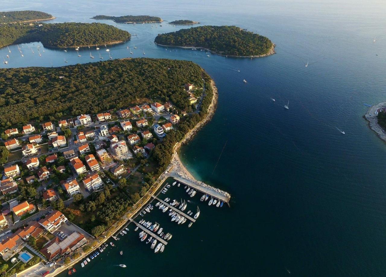 Apartmani Andrea Pula Bagian luar foto