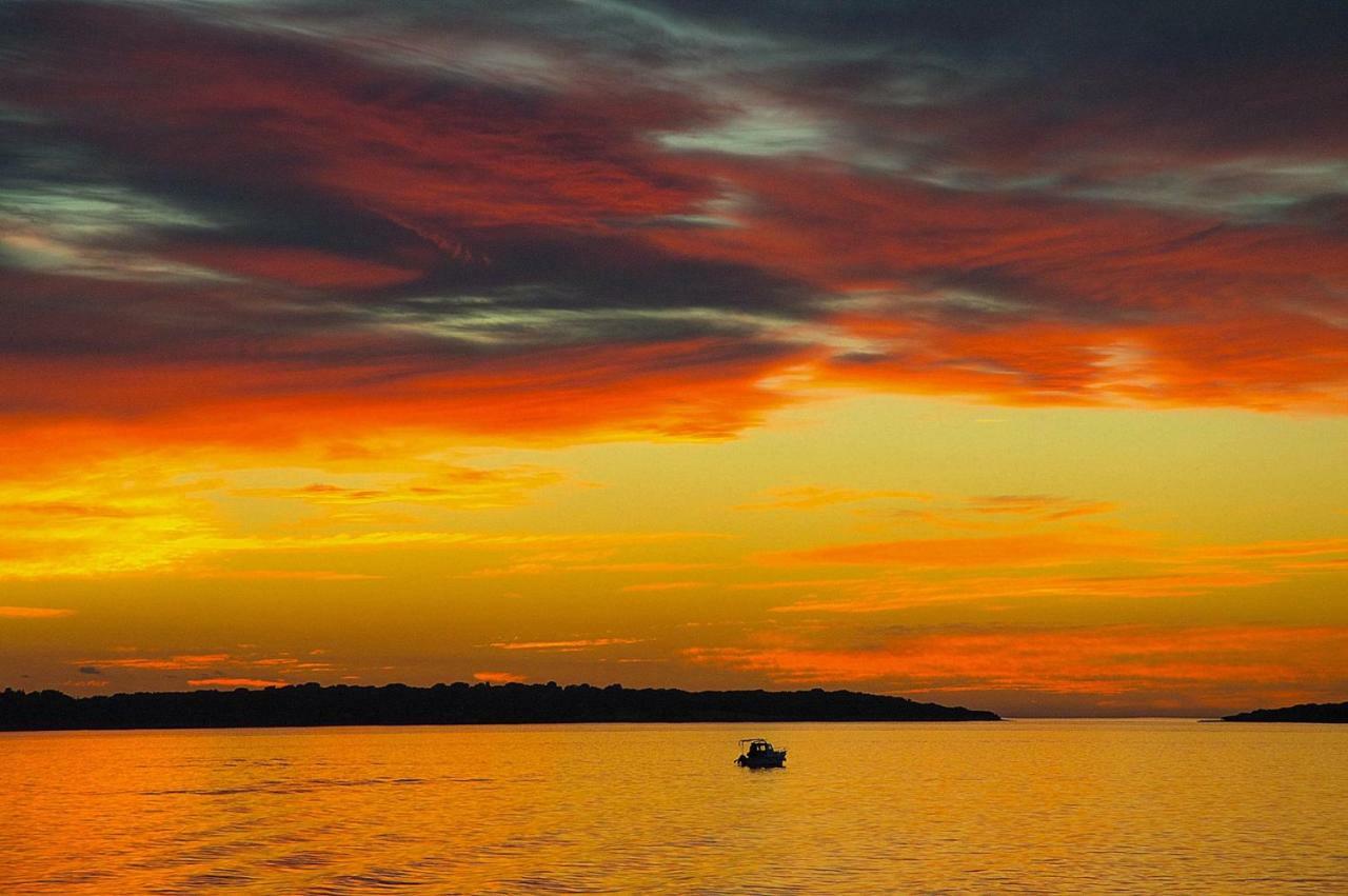 Apartmani Andrea Pula Bagian luar foto