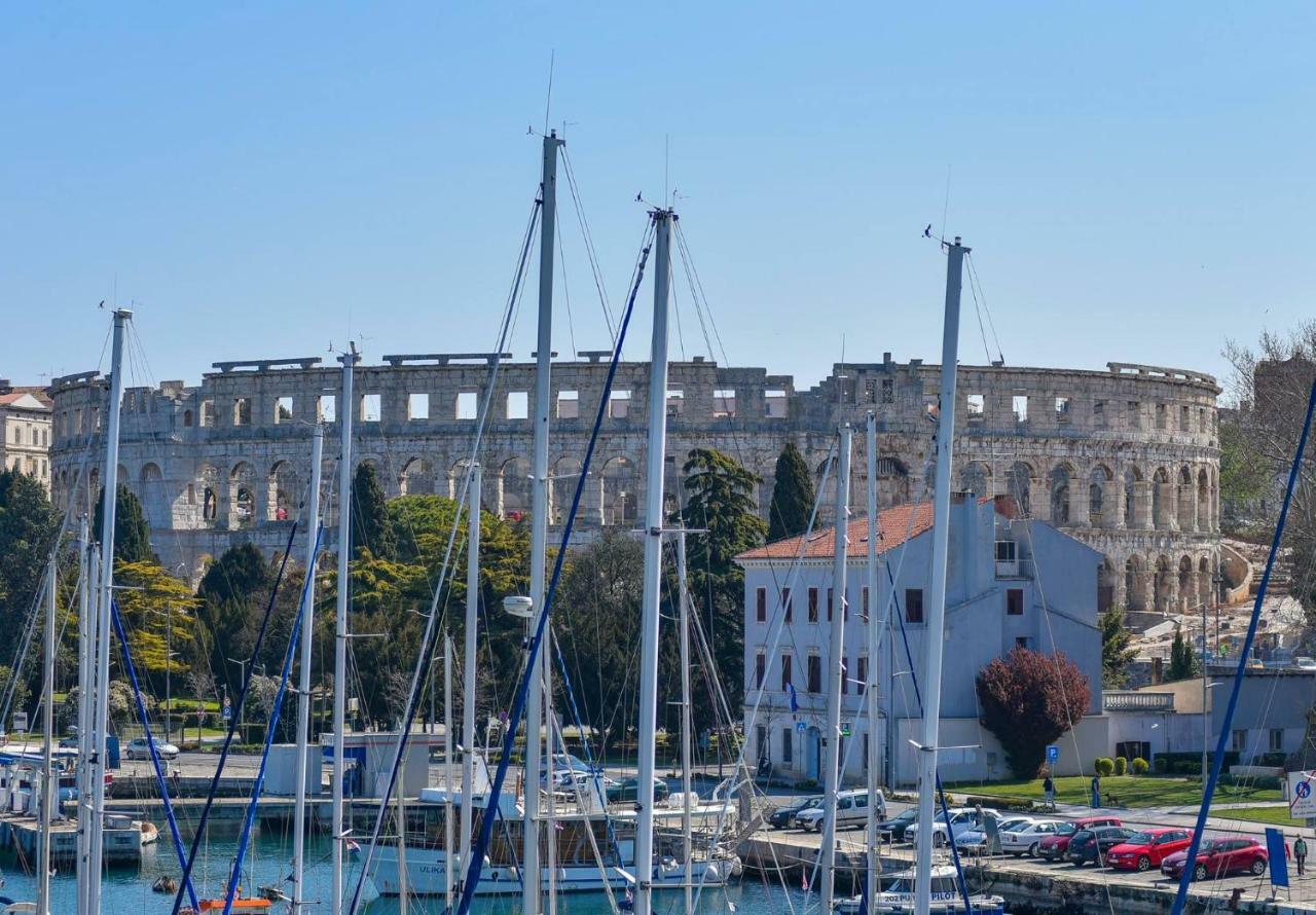 Apartmani Andrea Pula Bagian luar foto