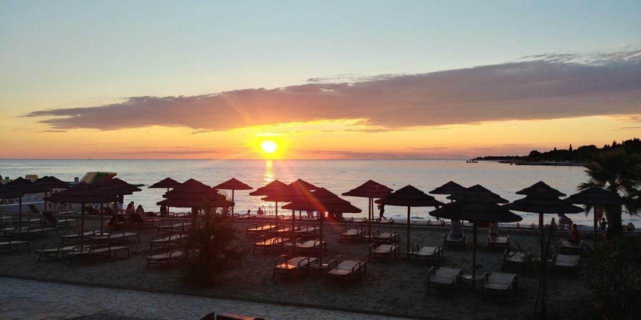 Apartmani Andrea Pula Bagian luar foto